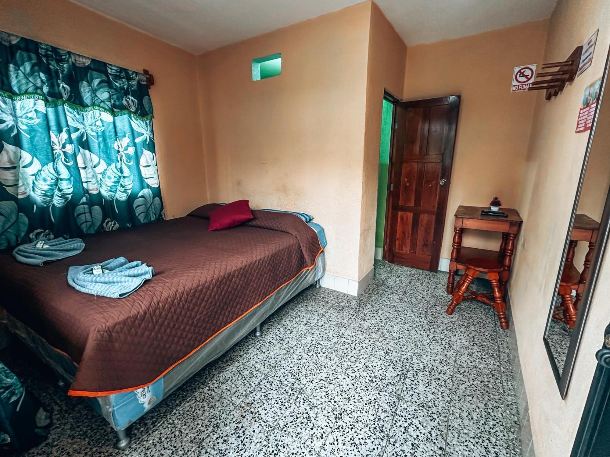 Hostal Sweet Dreams ปานาคาเชล ภายนอก รูปภาพ